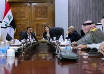 وزيرة الهجرة تبحث مع حكومة وعشائر الأنبار سبل” إغلاق ” مخيمات النازحين