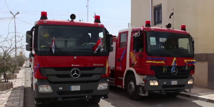 الدفاع المدني يخمد حريقا اندلع داخل مصرف في مول بغداد