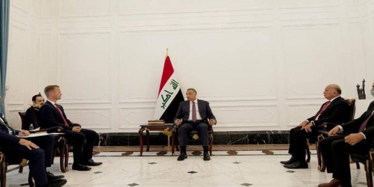 الكاظمي يلتقي وزير الخارجية الدنماركي و حوار شامل في مجال (الاقتصاد والأمن)