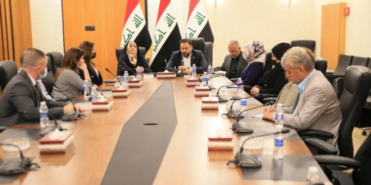 رئاسة البرلمان توجه “دعوة” للسيطرة على المواقع و الصفحات (المسيئة للمرأة)