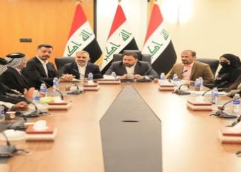 الكعبي يدعو الى بدء حركة الاعمار في المحافظة , خلال استقباله عدد من شيوخ ووجهاء واسط