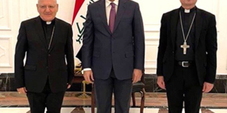 رئيس الوزراء يناقش مع بطريرك الكلدان اوضاع المسيحيين