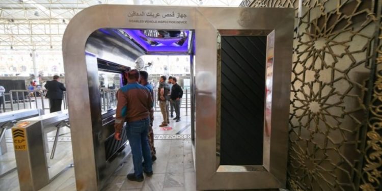 العتبة العلوية تصنع جهازاً لفحص (عربات ذوي الاحتياجات الخاصة)