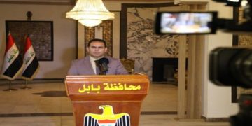 محافظ بابل .. المالية “لم توافق” على زيادة مخصصات عمال النظافة