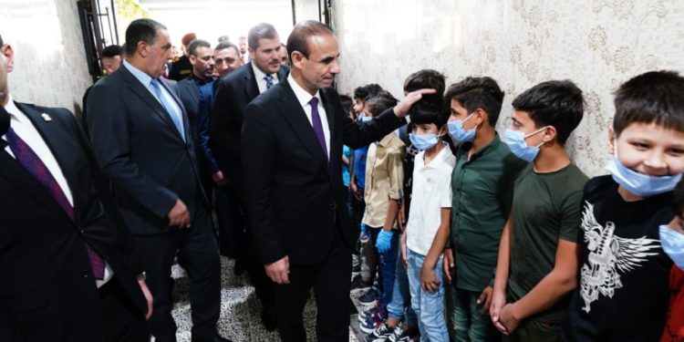 وزير العمل يتفقد عمل دوائر الوزارة في كركوك