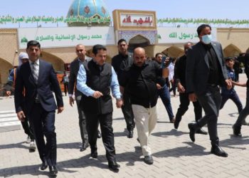 مستشار الأمن القومي يزور مرقد “الشهيد الثاني محمد محمد صادق الصدر”