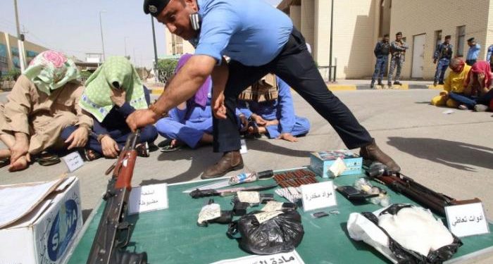 القبض على (9 متهمين) بحوزتهم 550 حبة مخدرة بمناطق متفرقة