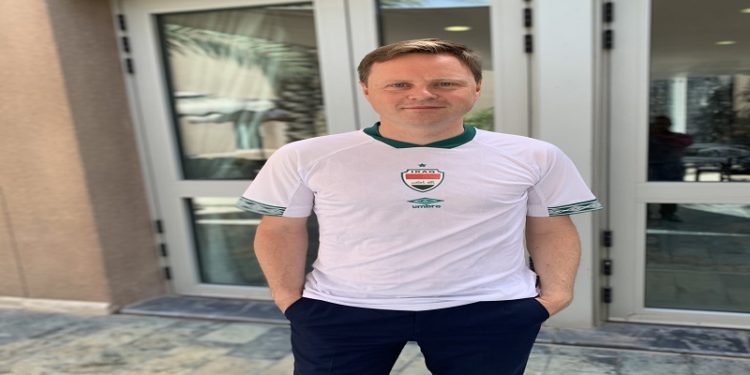 السفير البريطاني … أنا دائماً أشجع المنتخب العراقي، إلا إذا كان العراق يلعب ضد إنجلترا”.