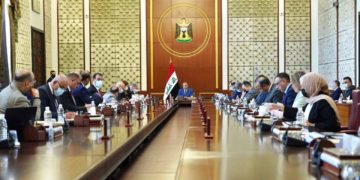 مجلس الوزراء يسمح لشركات النفط تشغيــــــــل (6 آلاف) من الأجور اليومية ضمن اختصاصهم