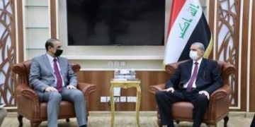وزيرا الداخلية والعمل يناقشان عددا من الملفات المشتركة