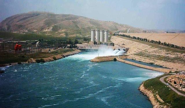 الموارد المائية: استمرار استخدام الخزين المائي للعراق يدخلنا بـ”مشكلة كبيرة”
