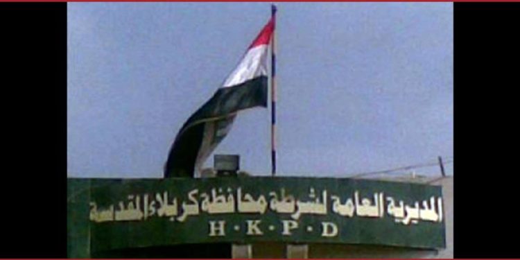 شخص يقتل رجلاً على علاقة بأمه و يسلم نفسه للشرطة
