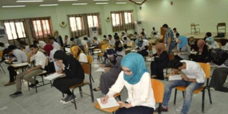بإشراف التعليم العالي والصحة.. انطلاق الامتحانات النهائية في الجامعات العراقية (صور)