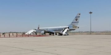 طائرة  الوفد الاردني تصل الى مطار بغداد