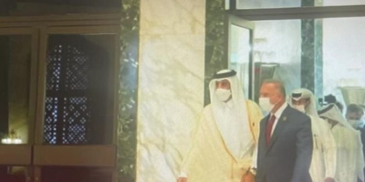 وصول امير قطر تميم بن حمد في مطار بغداد