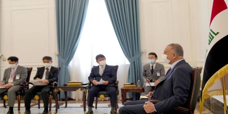 الكاظمي يستقبل وزير الخارجية الياباني: نحو الاستفادة من تجربة طوكيو