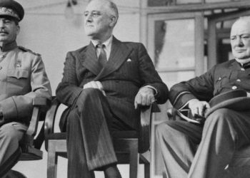 صورة بريطانية روسية تثير غيظ الإيرانيين