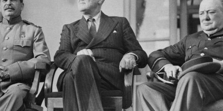 صورة بريطانية روسية تثير غيظ الإيرانيين