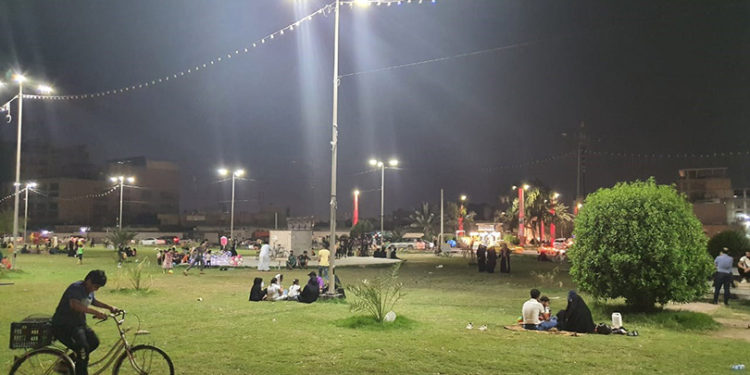 ” الجزر الوسطى ” في الشوارع متنفس العراقييـــن في مدينة الصدر