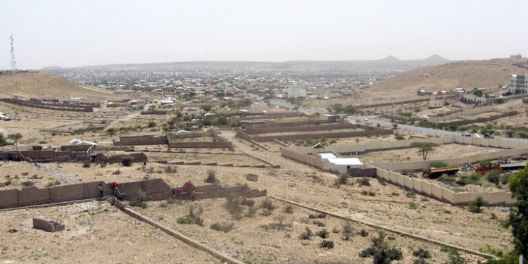 “أرض الصومال” تؤكد “استعدادها” لاستقبال لاجئين من أفغانستان