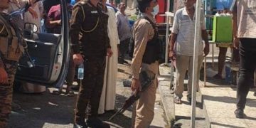 قائد العمليات يقود حملة لإزالة التجاوزات في الكرخ