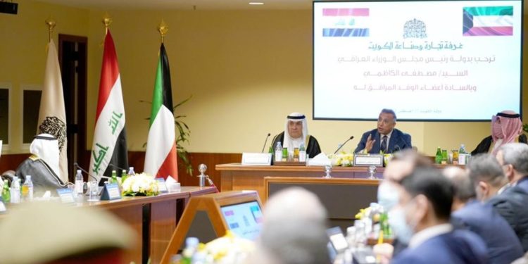 العراق يتطلع لإنشاء منطقة صناعية وتجارية مشتركة مع الكويت
