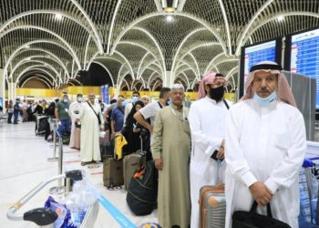 الخطوط الجوية تنفذ رحلة مباشرة الى “الديار المقدسة” لنقل المعتمرين