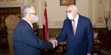السفير العراقي في القاهرة يدعو الى الاستفادة من (الخبرات المصرية) في مشروعات اعمار العراق