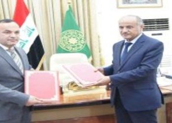 جامعة الكوفة توقع برنامج تعاون مع “شركة هواوي” لتوفير مناهج أكاديمية