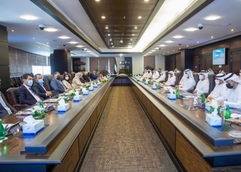 غرفة تجارة “الفجيرة” تبحث مع وفد عراقي العلاقات الاقتصادية والتجارية