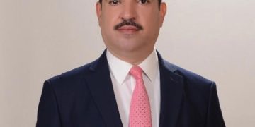 الزبيدي يطالب بالاستفادة من ايرادات النفط والمنافذ والضرائب العالية لرفع قيمة العملة المحلية