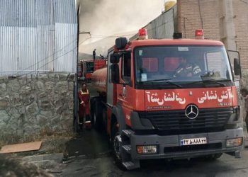حريق في ميناء ايراني يلتهم 5 سفن تجارية