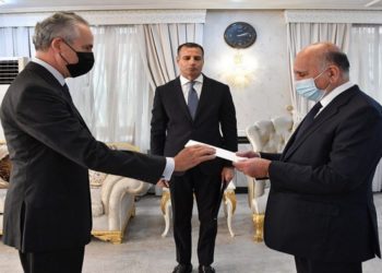 وزير الخارجية العراقي يدعو الشركات الإسبانية للاستثمار في بغداد