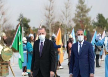 أردوغان يتلقى دعوة من الكاظمي لحضور اجتماع القمة المزمع انعقادها في بغداد