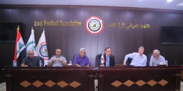 بحضور المدير الفني جون ويتل .. التطبيعية تجتمع بمدربي مراكز الموهبة في بغداد