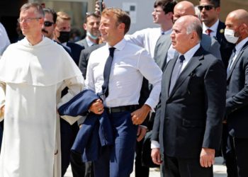 ماكرون .. زرت الموصل للتعبير عن أهميتها وتقديم التقدير لجميع الطوائف