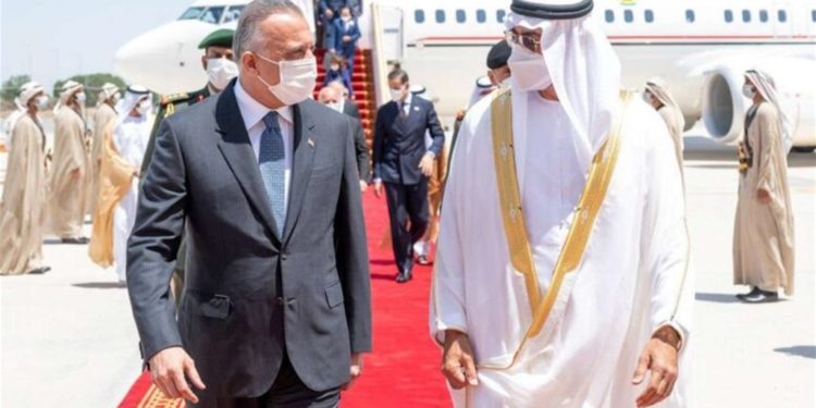 وصول الوفد الاماراتي الى مطار بغداد