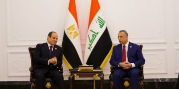 الكاظمي يلتقي السيسي على هامش مؤتمر بغداد للتعاون والشراكة
