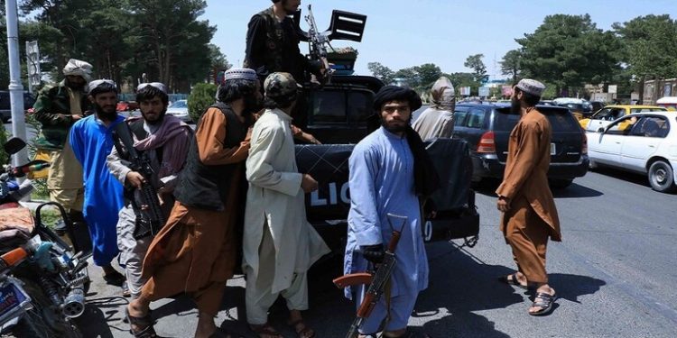 طالبان  .. ننتظر تسليما سلميا للعاصمة الافغانية