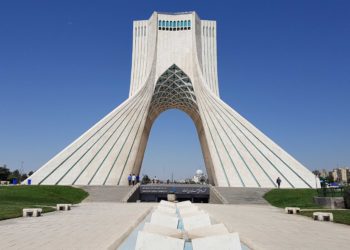 طهران تتهم لندن بمحاولة ابتزازها ,, “هذا لن ينجح أبدا”