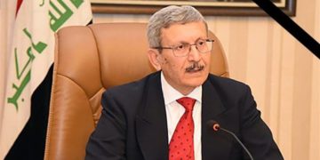 وزارة المالية تنعى الأكاديمي (كمال البصري) بعد مسيرة حافلة بالعطاء