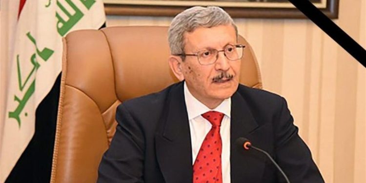 وزارة المالية تنعى الأكاديمي (كمال البصري) بعد مسيرة حافلة بالعطاء
