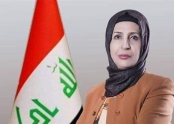 نائب تدعو الكاظمي لوضع ملفات الفاسدين بيد أحزابهم