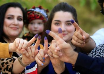 نساء العراق ,, نصف المجتمع وربع البرلمان وأقل من( 5 بالمئة من الحكومة)