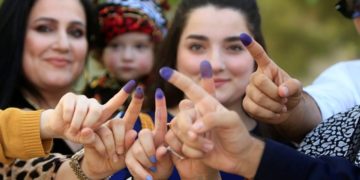 نساء العراق ,, نصف المجتمع وربع البرلمان وأقل من( 5 بالمئة من الحكومة)