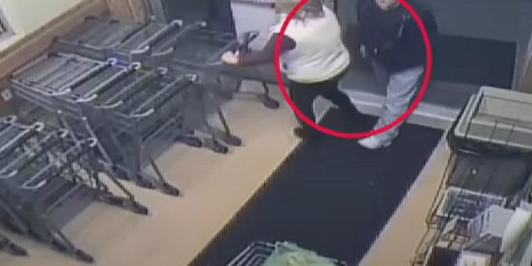 الحكم بالسجن على رجل حقن امرأة بــ (سائله المنوي) + فيديو