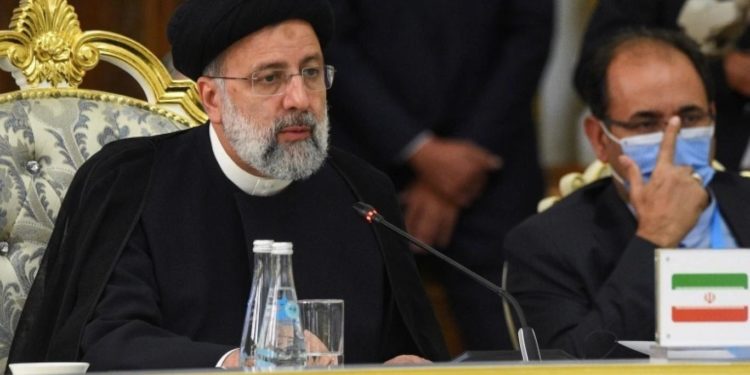 رئيسي .. لن نقبل بتموضع الإرهاب عند حدودنا مع أفغانستان