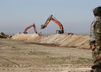الجيش العراقي يؤكد السيطرة على (صحراء الأنبار) بشكل كامل