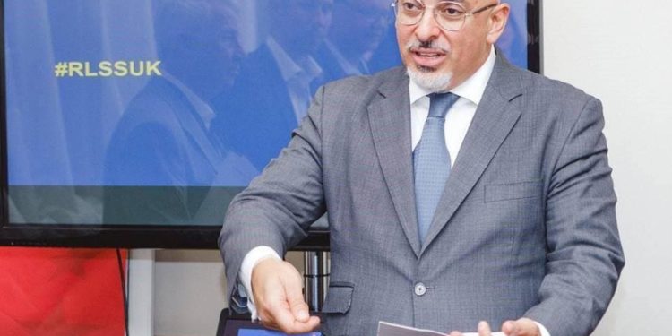 تعيين وزيرا للتعليم من أصل عراقي في بريطانيا