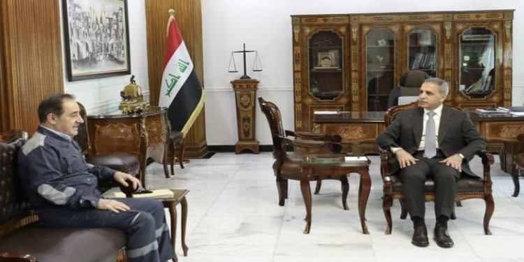 رئيس مجلس القضاء ووزير الكهرباء يبحثان ملف “ابراج الطاقة”